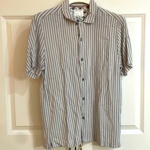 Men’s Short Sleeve Button Down